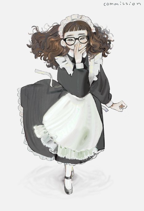 「covering mouth dress」 illustration images(Latest)