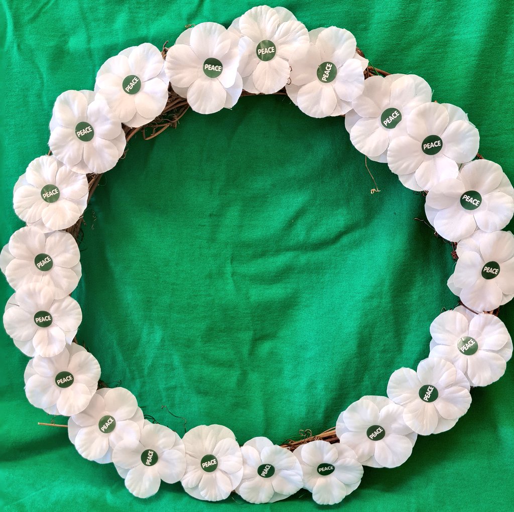 Calming myself down about the prospect of walking into this for the next week with a wee bit of lunchtime crafting.

(No, we weren't asked about this and yes, I think it's inappropriate.)

#WhitePoppy #RemembranceDay #Peace