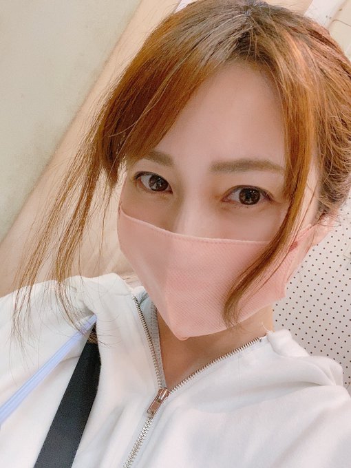 いよいよ明日から本公演✨ 全力で頑張ります！  チケット&darr;  https://t.co/6uKPl2TWY7  #劇団FREESIZE #シャッフル10 https://t.co/E98dTT8JY5<a href="/tag/%E5%8A%87%E5%9B%A3freesize"class="tags">#劇団FREESIZE</a><a href="/tag/%E3%82%B7%E3%83%A3%E3%83%83%E3%83%95%E3%83%AB10"class="tags">#シャッフル10</a>