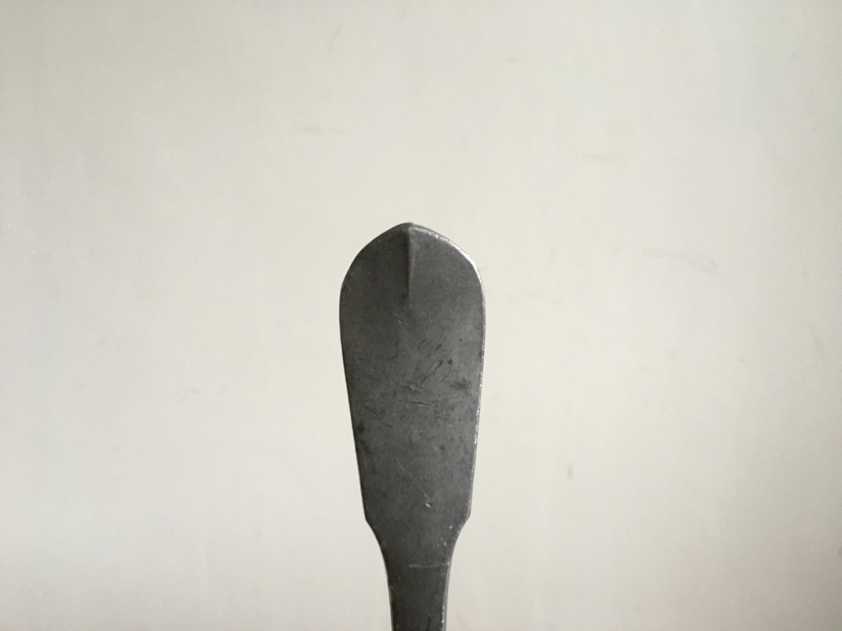 DanielsFayre's tweet image. ebay.co.uk/itm/2352775844… #Antique Early 19th Century #Embossed #LEMOINE #Pewter #Spoon #French #Brocante #Find #Cutlery