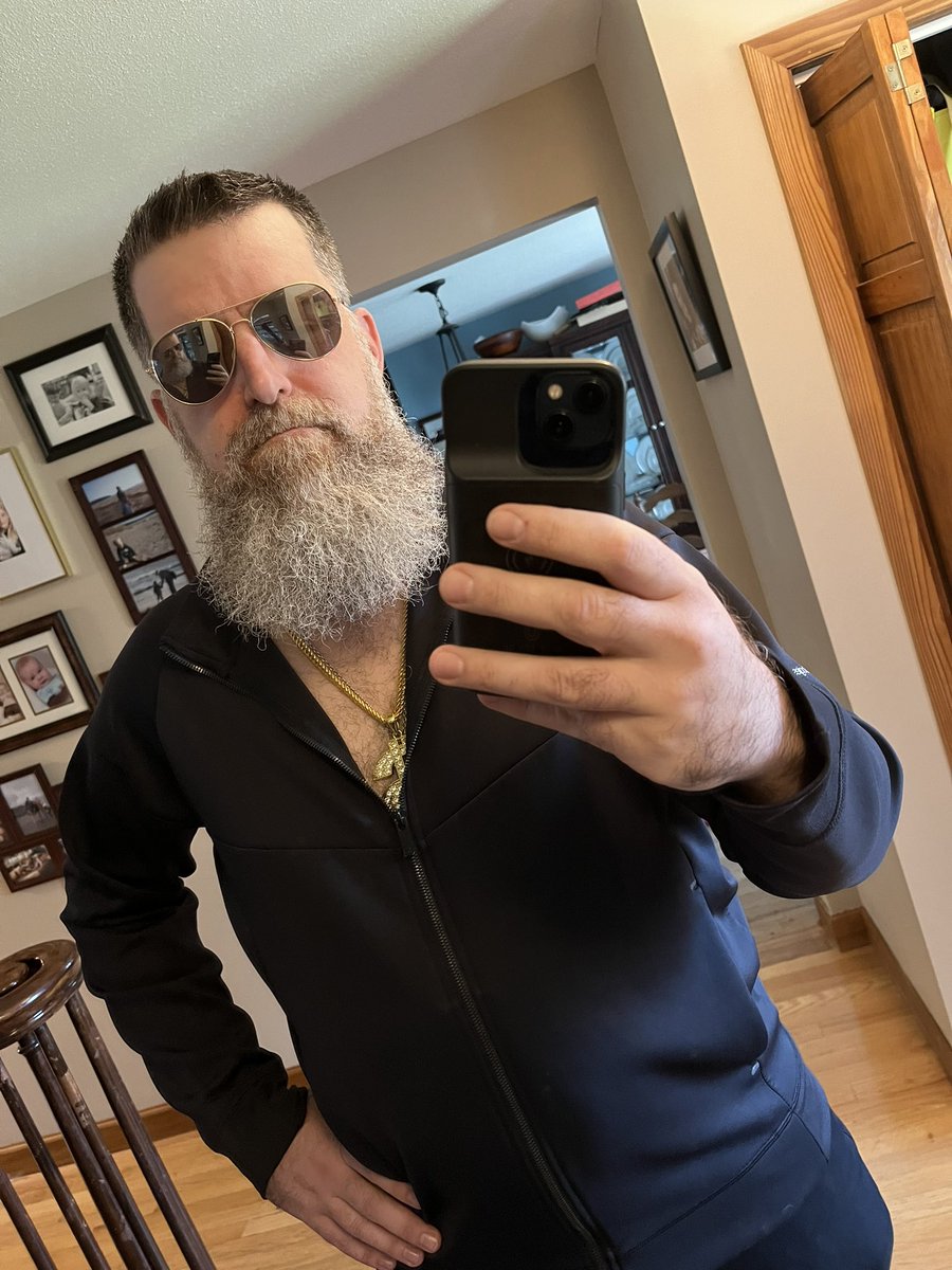 vGormless's tweet image. About to train 20+ people on a zoom call… it’s time for some #fitzmagic …  #Halloween2023 .