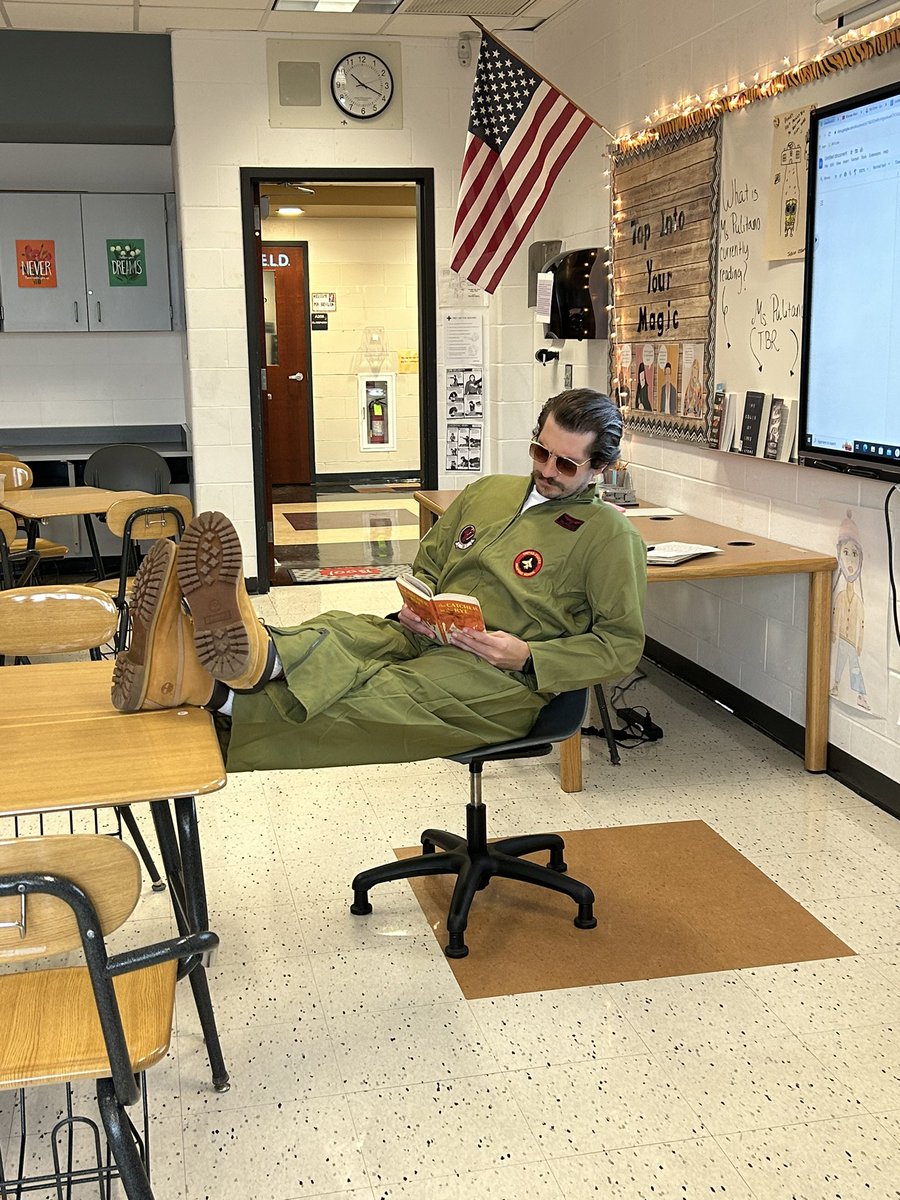 Mr. Davis tweet media