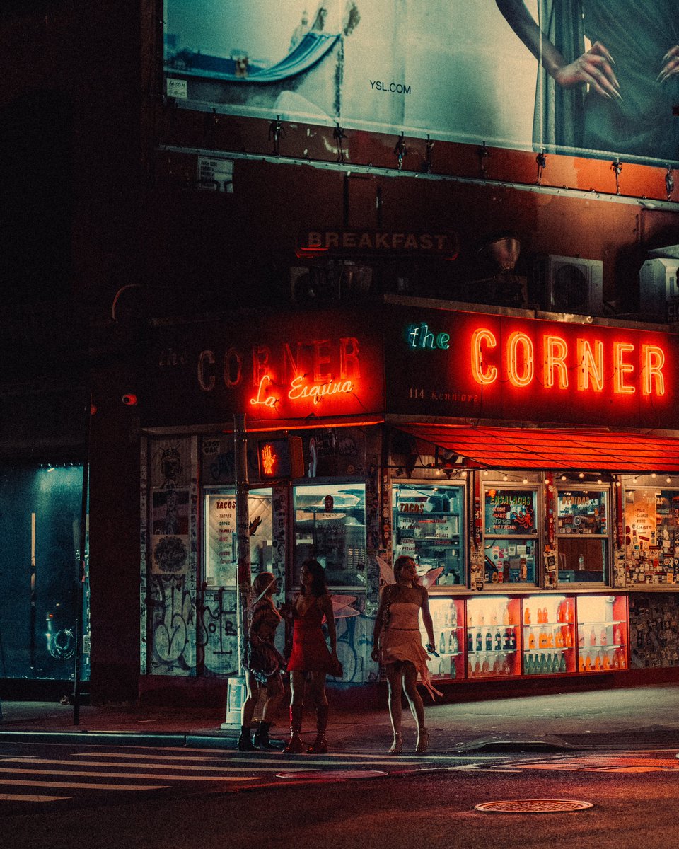 Aaron Crawford 📷 tweet media