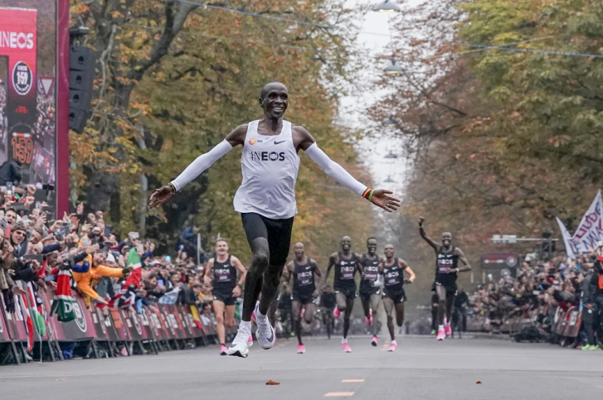 INEOS 1:59 Challenge (@ineos159) on Twitter photo Less than 24 hrs left to enter and win an exclusive <a href="/EliudKipchoge/">Eliud Kipchoge - EGH🇰🇪</a> signed running vest, limited edition NoHumanIsLimited wristband and water bottle, and The Last Milestone film poster.
Enter here, good luck!
research.net/r/INEOS159Pace… Less than 24 hrs left to enter and win an exclusive <a href="/EliudKipchoge/">Eliud Kipchoge - EGH🇰🇪</a> signed running vest, limited edition NoHumanIsLimited wristband and water bottle, and The Last Milestone film poster.
Enter here, good luck!
research.net/r/INEOS159Pace…