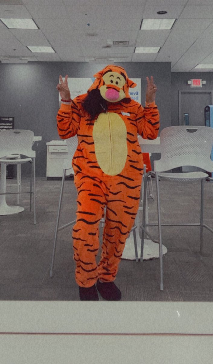 It’s Tigger Time! Halloween 2023! 

<a href="/KAMOkonnects/">𝐾𝐴𝑀𝑂</a>  <a href="/DianaUlloa4444/">Diana E Ulloa</a>