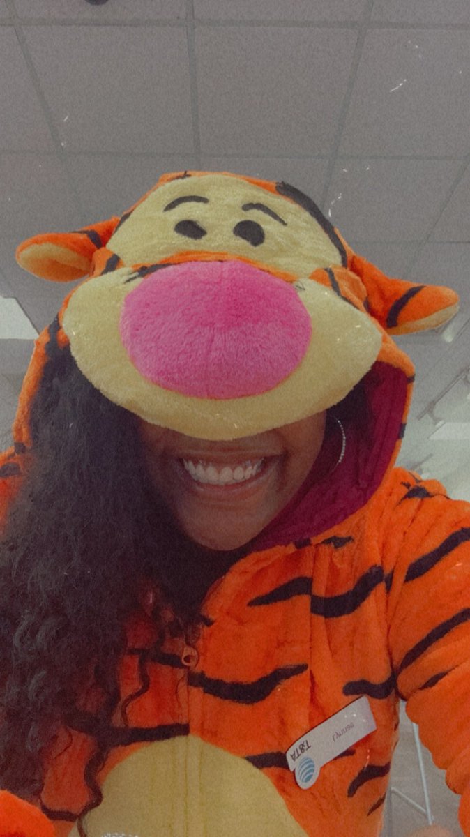 Lynnae_23's tweet photo. It’s Tigger Time! Halloween 2023! 

@KAMOkonnects  @DianaUlloa4444 https://t.co/fCAAGQTxkK