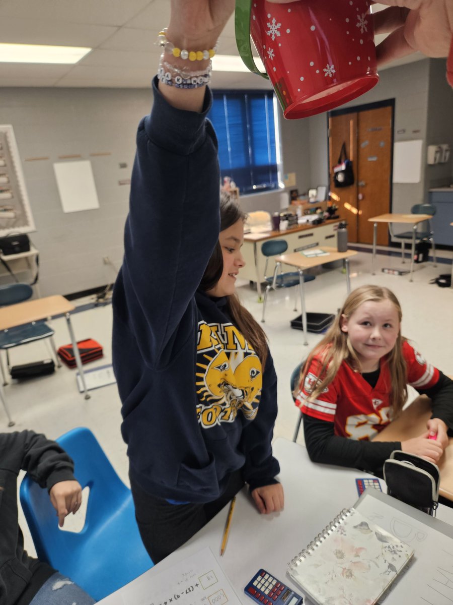 Nicole Yunker tweet media