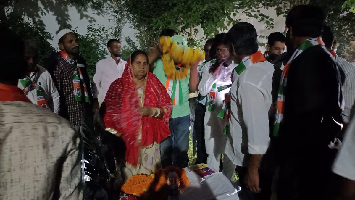काम किया है दिल से         कांग्रेस फिर से

आज विधानसभा क्षेत्र के जगतपुरा ब्लॉक में लुनियावास मंडल कार्यकारिणी की चुनावी मीटिंग को सम्बोधित किया। जनता के द्वारा मिल रहे निरंतर आशीर्वाद और कार्यकर्ताओ के अथक प्रयासों से हम सब मिलकर बगरू विधानसभा में पुनः विजयी होंगे।