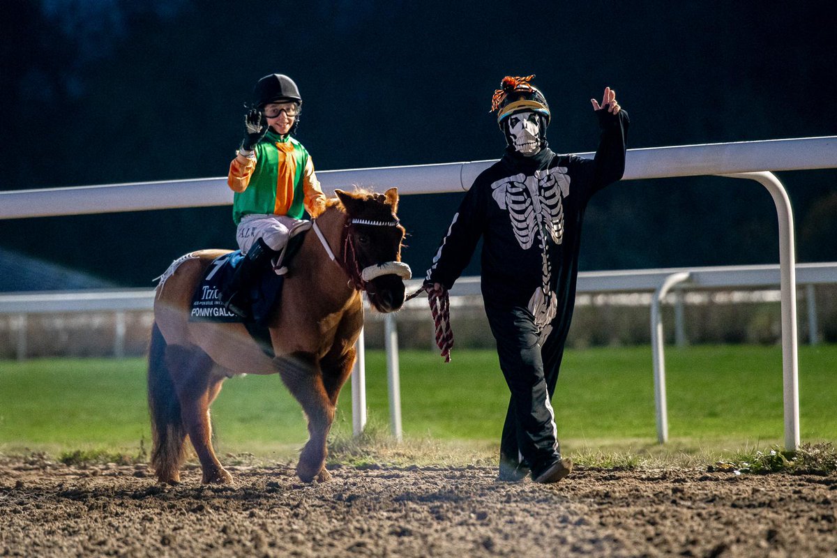 ℍ𝕒𝕡𝕡𝕪 ℍ𝕒𝕝𝕝𝕠𝕨𝕖𝕖𝕟 🎃
