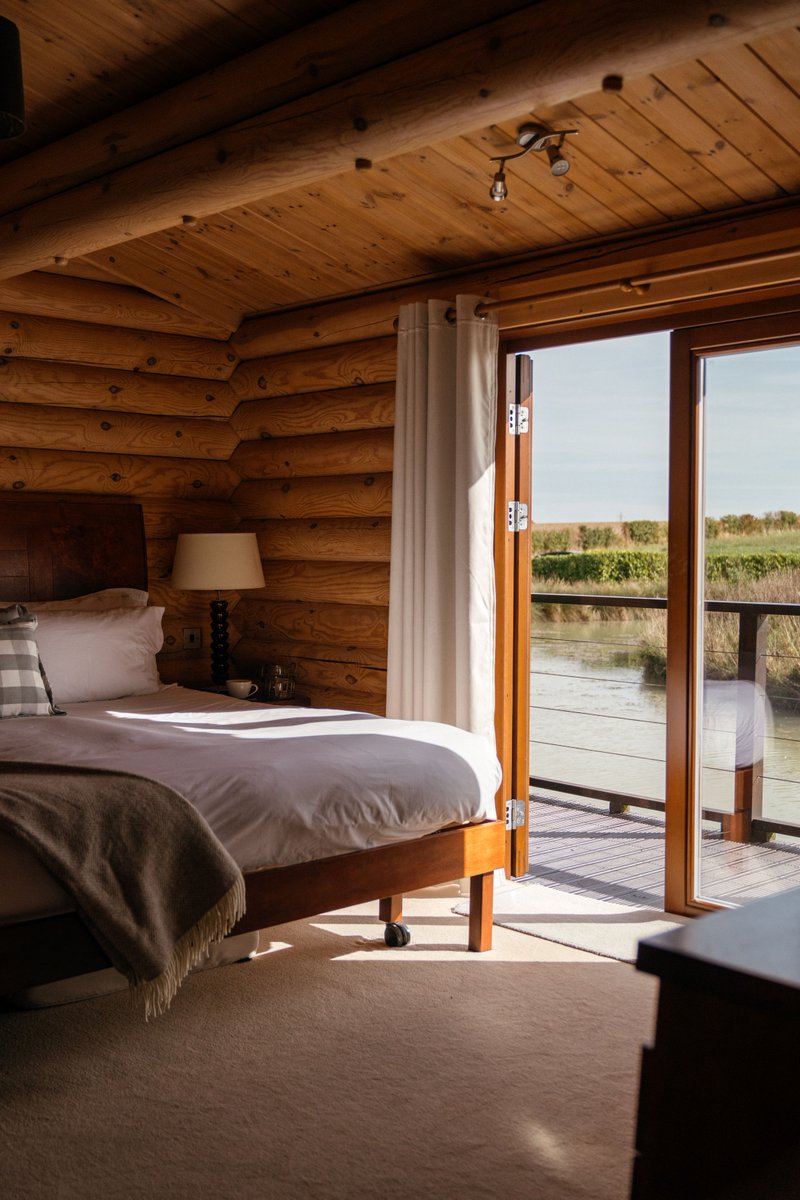 **Special Offer for Remaining November Log Cabin Breaks**

Have lunch on us at one of our favourite local pubs - @thelindseyrosepub with each new booking for a November 2023 stay!

More details here ow.ly/cFvb50Q2EX6

Only a few cabins left so don't miss out!