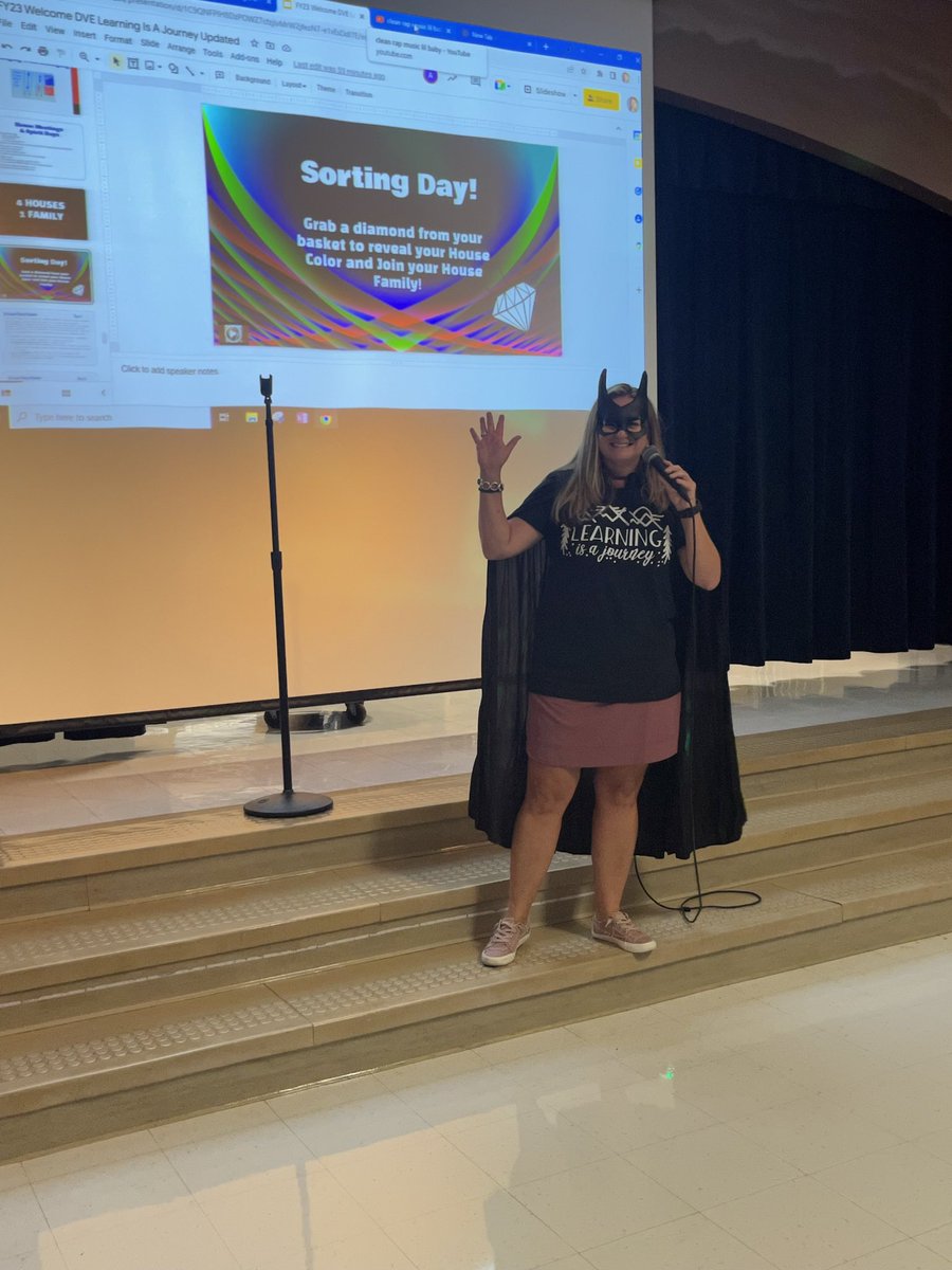 DiamondViewEle's tweet photo. We can’t let this month go by without giving a shout out to our amazing leader 💛Ms. Carolyn Seal💜Our proud Principal and # 1 fan ! You hardly see her in the many pics, but she is a strong tower capturing  📸 and celebrating every moment of our journey 💙DVE Family loves U ♥️💎 https://t.co/7Jg0BI8TS1