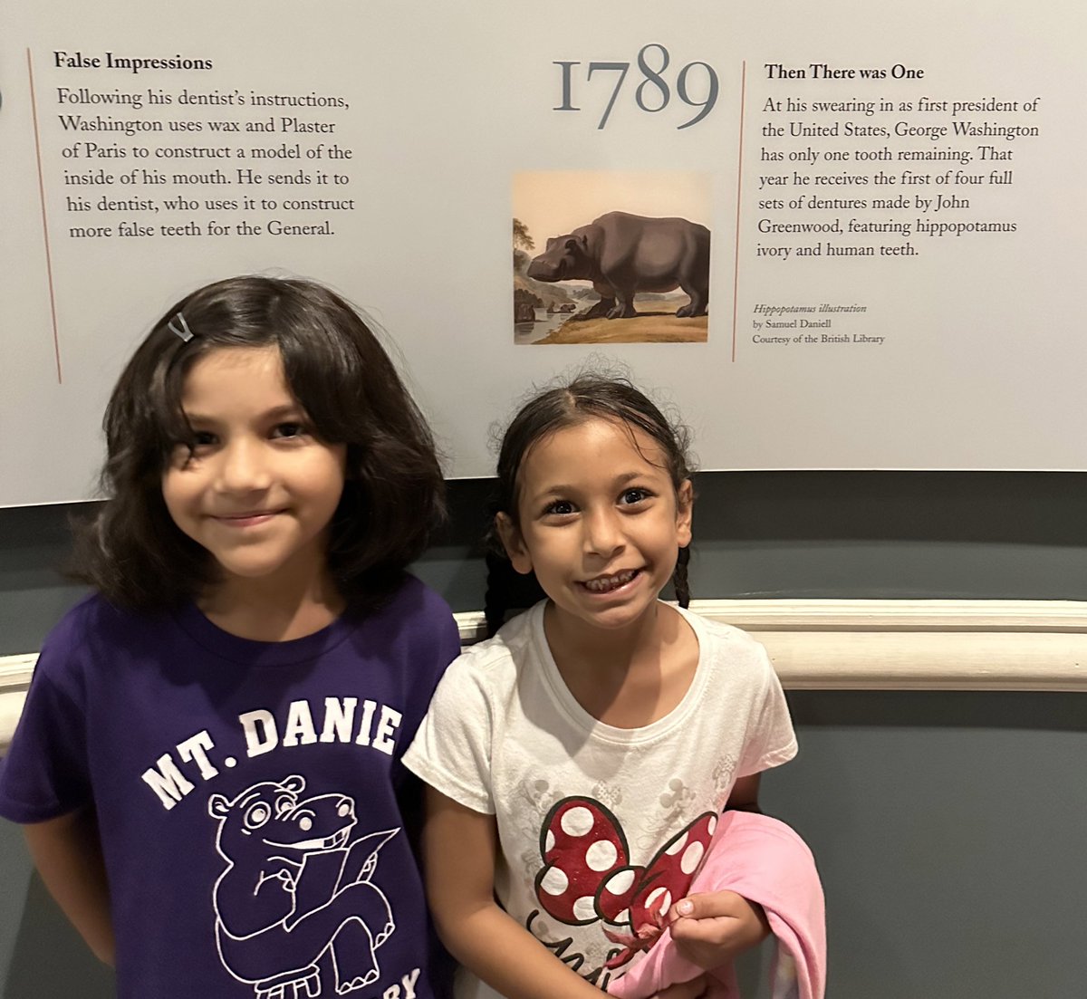 Meg Flajser tweet media