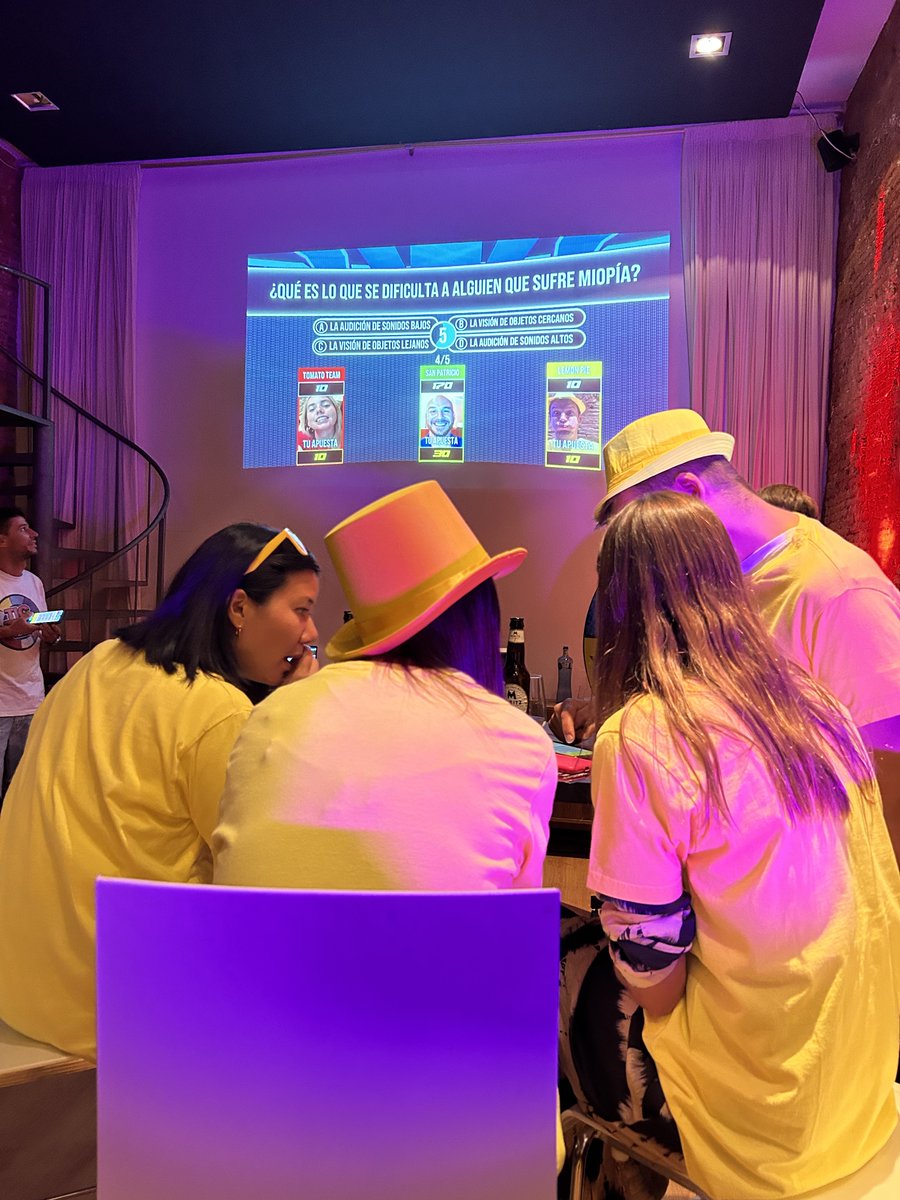 En un mundo empresarial cada vez más competitivo, creemos que el trabajo en equipo es esencial para el éxito. 🤝
Nuestra metodología está diseñada para fomentar la colaboración y la comunicación efectiva entre los miembros de tu equipo.