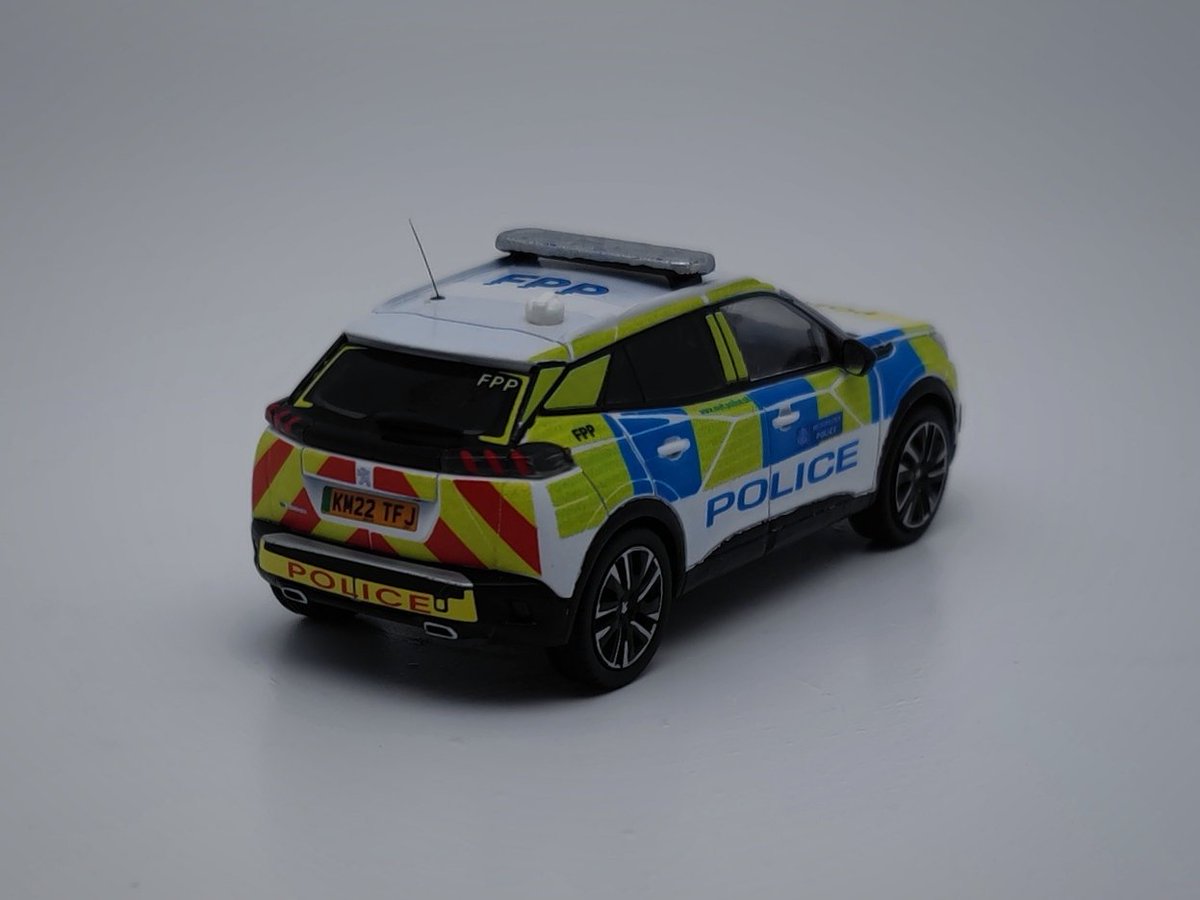 blue_code3's tweet image. 1/43 Metropolitan Police Peugeot 2008 #FPP
