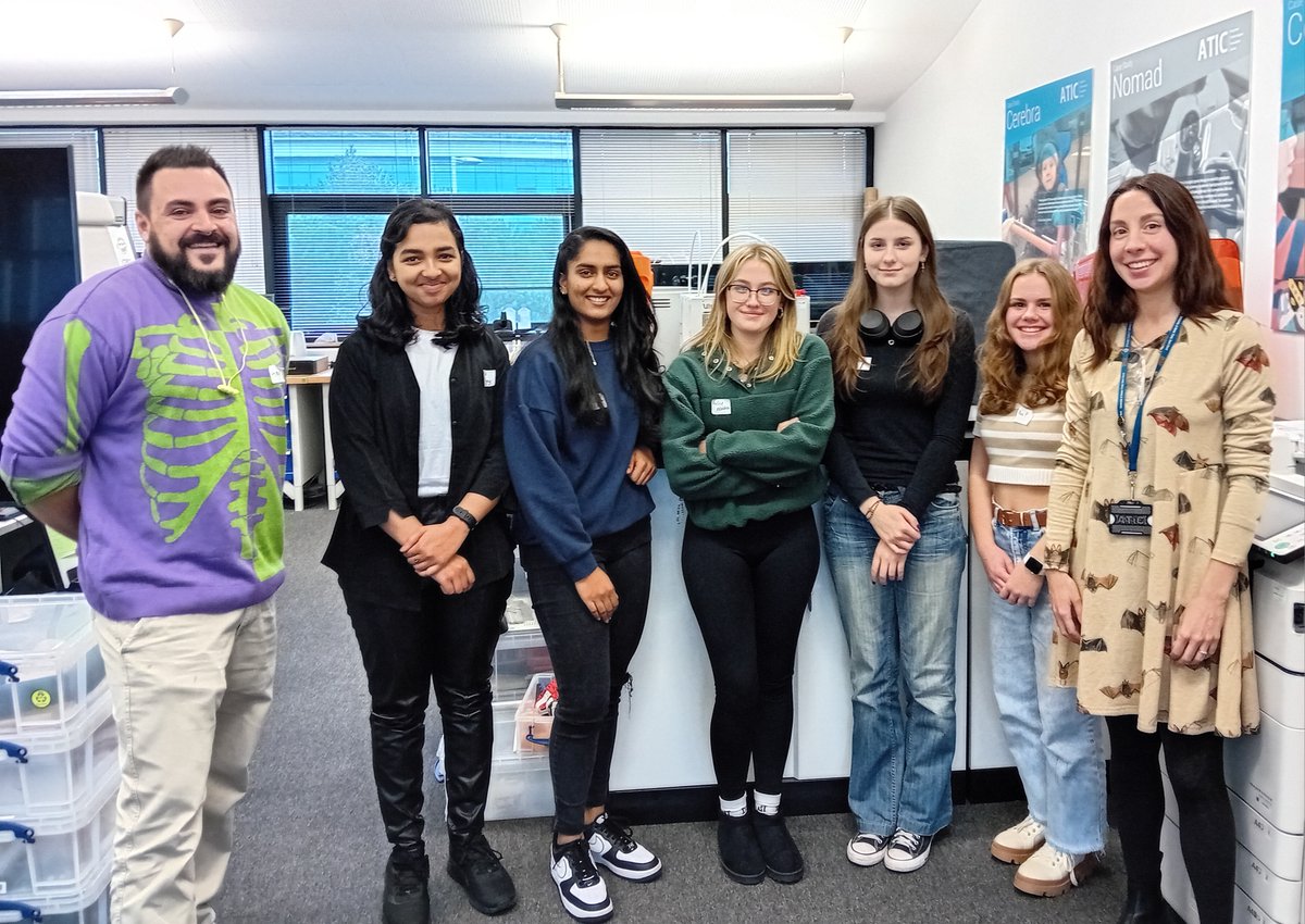 👏  Thank you to all the pupils and staff involved in today’s <a href="/ATiCUWTSD/">ATiC</a> half term challenge workshop, in collaboration with <a href="/themullanyfund/">Cronfa Mullany</a>! 💡

#3Ddesign #prototyping #UX #usability #usercentred #assistivetechnologies #prosthetics #workshop