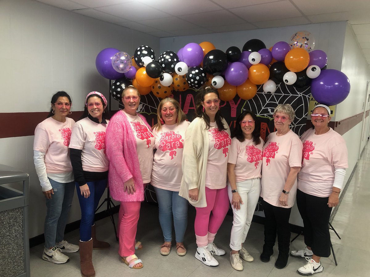 KayRed04's tweet image. Happy Halloween! 
MRS Barbie Para's 
@MRSroadrunners 
@HazletDirSpSvc 
@HazletProud
