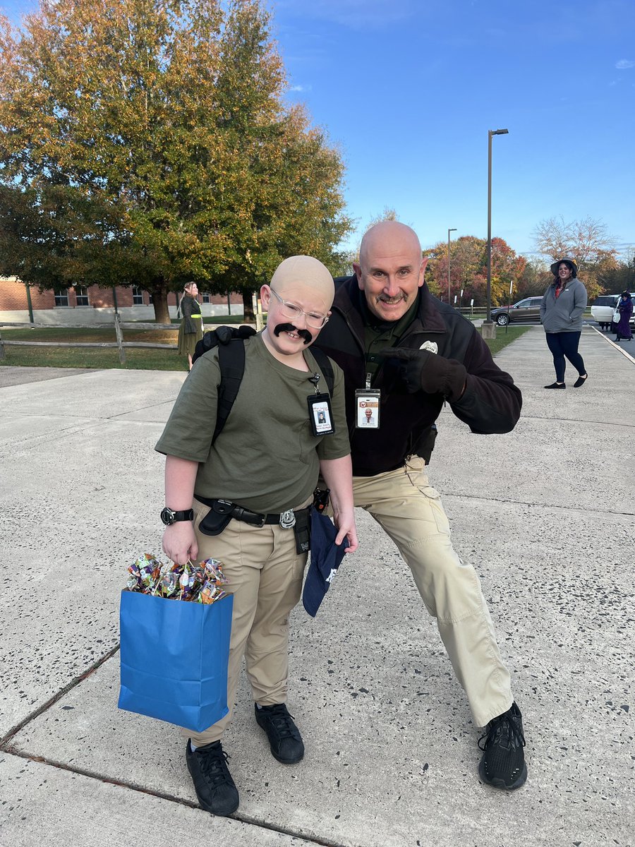 This student has dressed up as Officer George every year!!  He outdid himself this year!!! <a href="/FCPS1News/">Fauquier Schools VA - NEWS</a> <a href="/chreagles/">C. Hunter Ritchie ES</a> <a href="/tncthorpe/">Cristy Thorpe</a>