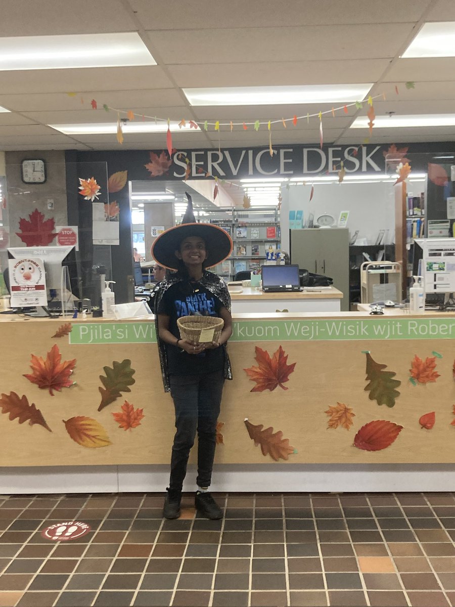 Happy Halloween 🎃👻

Come get some candy at the Service Desk! 🍬