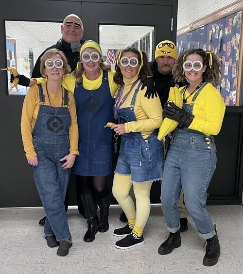 B is banana!!!!  So much fun <a href="/chreagles/">C. Hunter Ritchie ES</a> <a href="/tncthorpe/">Cristy Thorpe</a>