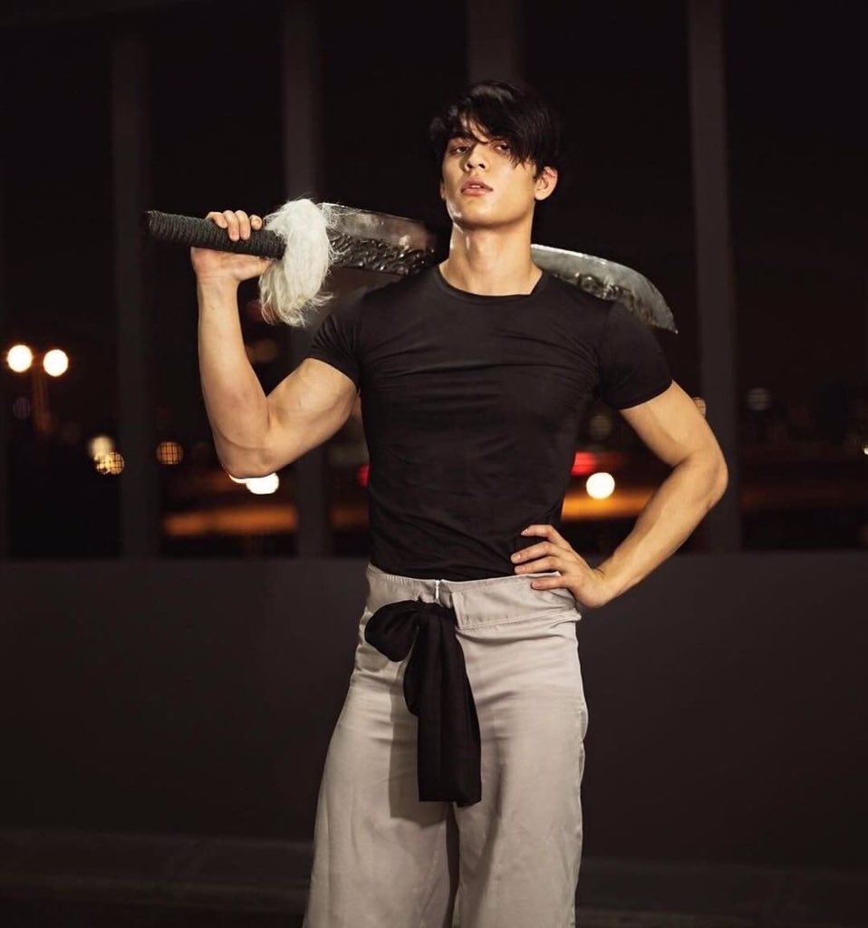 kylie || multifandom girl tweet media