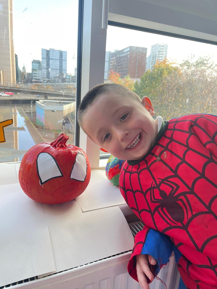 stpatrickspri's tweet image. 👀 look at these amazing pumpkins 🎃 made in #ThePatch 🌱 this morning! Well done 🌟