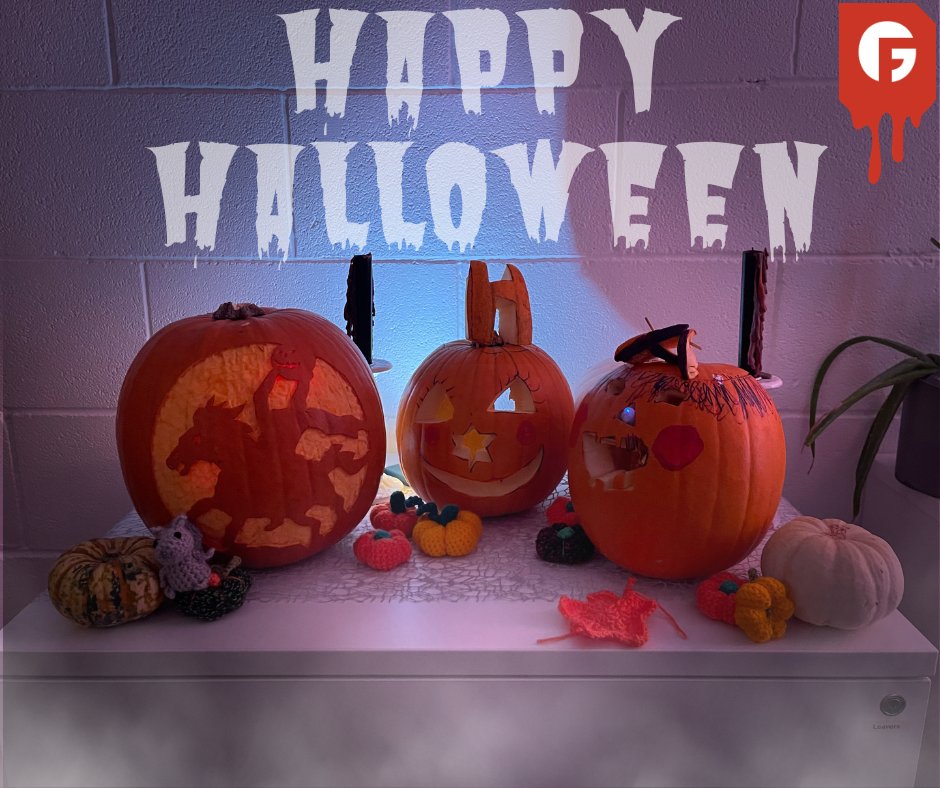 Happy Halloween!

Today we held a pumpkin carving competition!
Congratulations to Charlie whose 'Pumpkin Headless Horseman' took the top spot!

👻