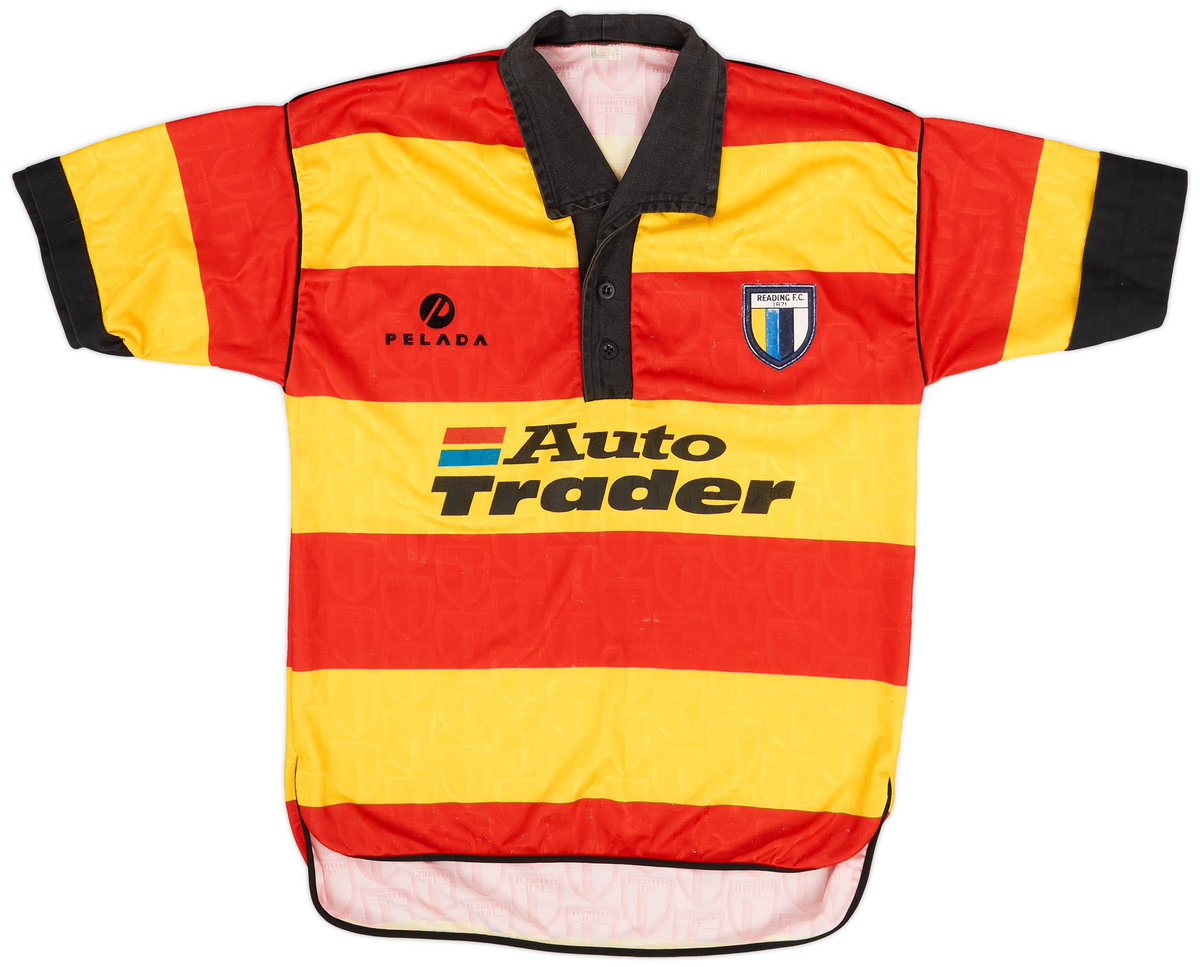 Once current shirts are delivered, would there be demand for this shirt ⬇️ 

Let us know in the comments 

#ReadingFC