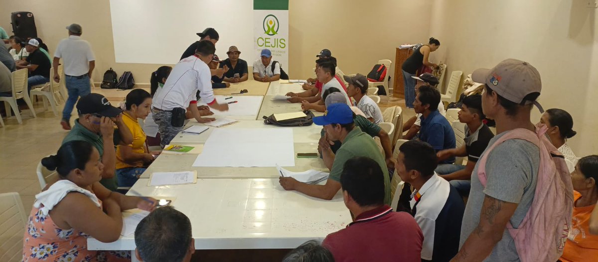 cejis_bolivia's tweet photo. Las centrales indígenas CPILAP, CIPOAP y CIRABO formaron una articulación para incluir en su agenda orgánica la demanda de protección de sus hermanos que han optado por vivir sin contacto con la sociedad. #PueblosenAislamientoVoluntario #PIAV #PIACI https://t.co/bCjq81UdDt https://t.co/E7vX9ii4Oe