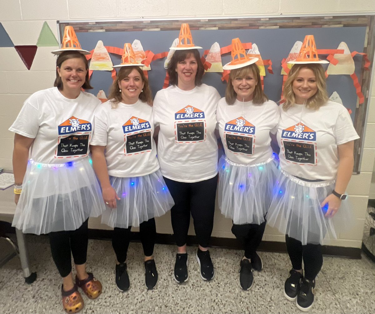 Happy Halloween from the Kindergarten crew! 🎃<a href="/RidgeElemMentor/">Ridge Elementary</a>