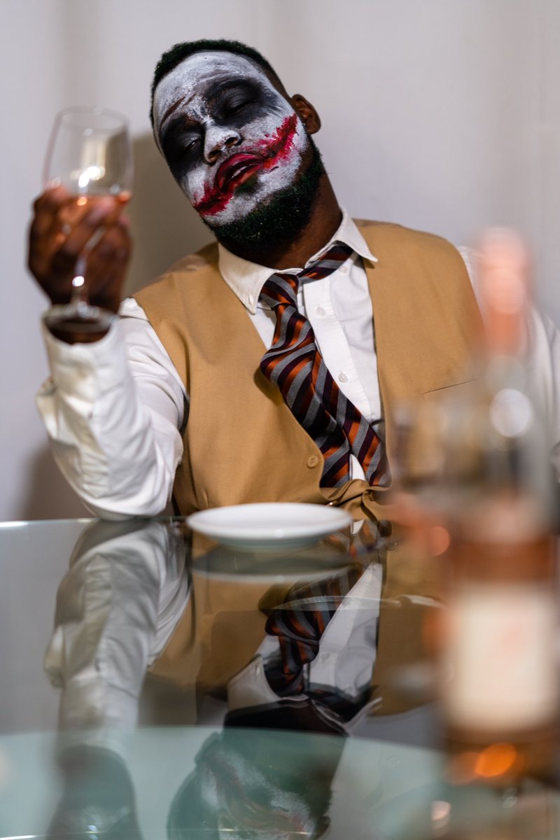 rappernamejonah's tweet photo. My mom used to never let me dress up for Halloween but I’m grown now lol #youngblackartist #rnj #southernboy #bayarea #actorandrapper #findmyself https://t.co/rh8QXodo9W