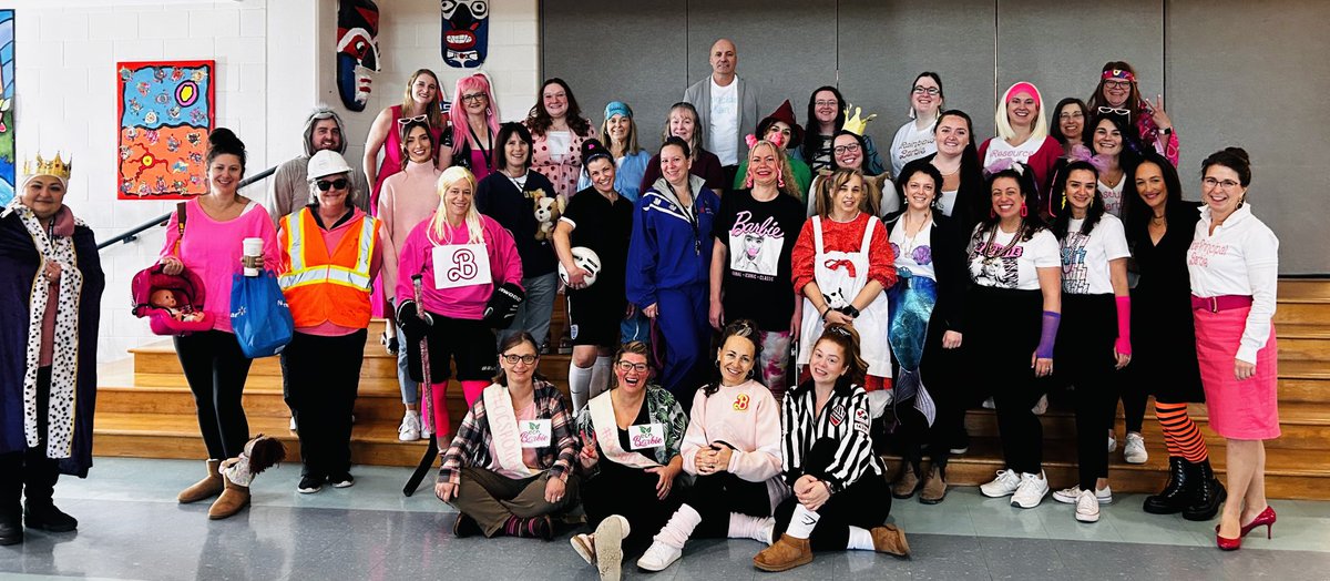 It’s a #barbietime  <a href="/ThomasMoreOCSB/">St. Thomas More School</a>⁩ 💗 #ocsbCommunity #happyhalloween