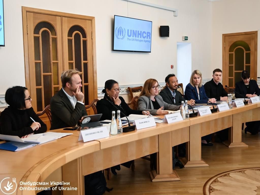 PaulaGaviriaB's tweet photo. Hoy, comencé visita de trabajo a #Ucrania junto al Grupo de Expertos en Protección de Desplazados Internos. Conversamos con ministros y legisladores que apoyan a millones de personas desplazadas internamente. Gracias al Defensor del Pueblo por la invitación y a ACNUR por el apoyo https://t.co/OIe3UDRYQZ