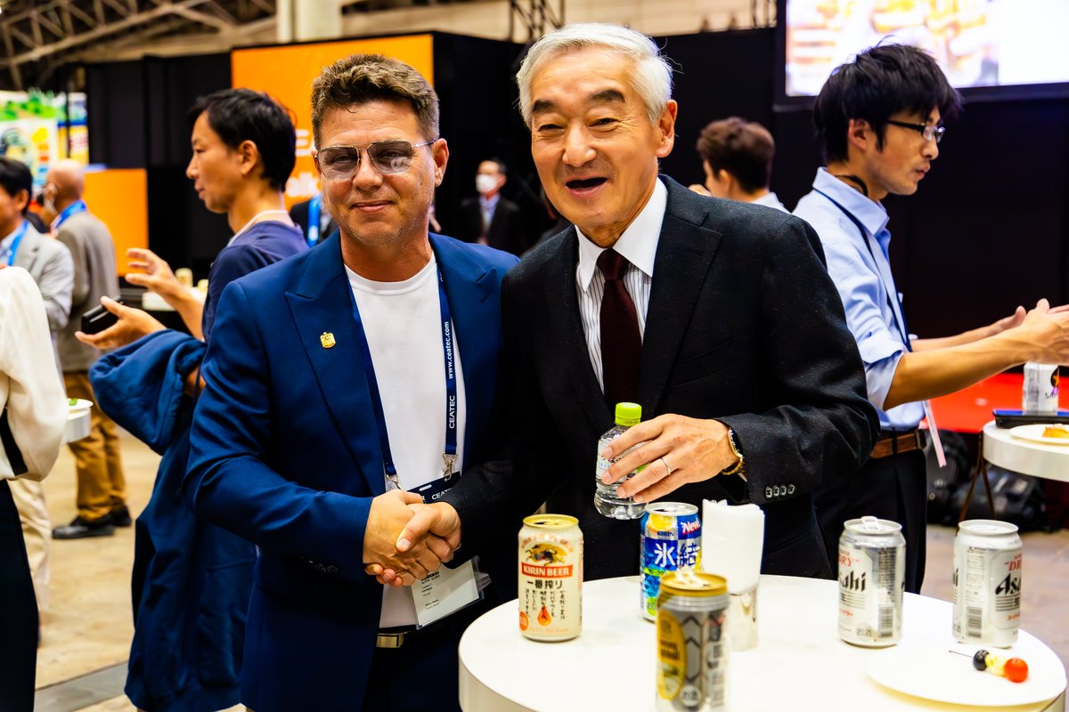 Junto a empresas de tecnología de Emiratos Árabes Unidos, participamos en el evento de tecnología mas importante de Japón <a href="/ceatec/">CEATEC</a> ,presentando los desarrollos en Tecnología Educativa +AI💪 
<a href="/uaeambjapan/">Shihab Alfaheem アルファヒム シハブ</a> <a href="/Masaoodr/">Masaood R al Masaood</a> <a href="/ALQAMZIsaeed/">Saeed A ALQemzi</a> <a href="/uaetechinvest/">Emirates Tech & Invest</a> <a href="/ARGenJapon_/">Embajada de la República Argentina en Japón</a>
👉shorturl.at/aekKT