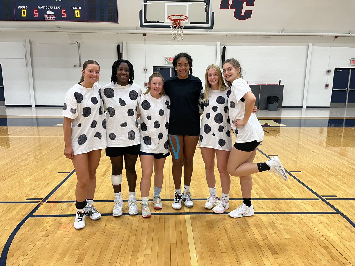 Halloween Practice 2023 

Seniors: Adam Sandlers 
Juniors: Mean Girls 
Sophomores: Dalmatians…or cows?
First-Years: Sesame Street 

Which class is your favorite?