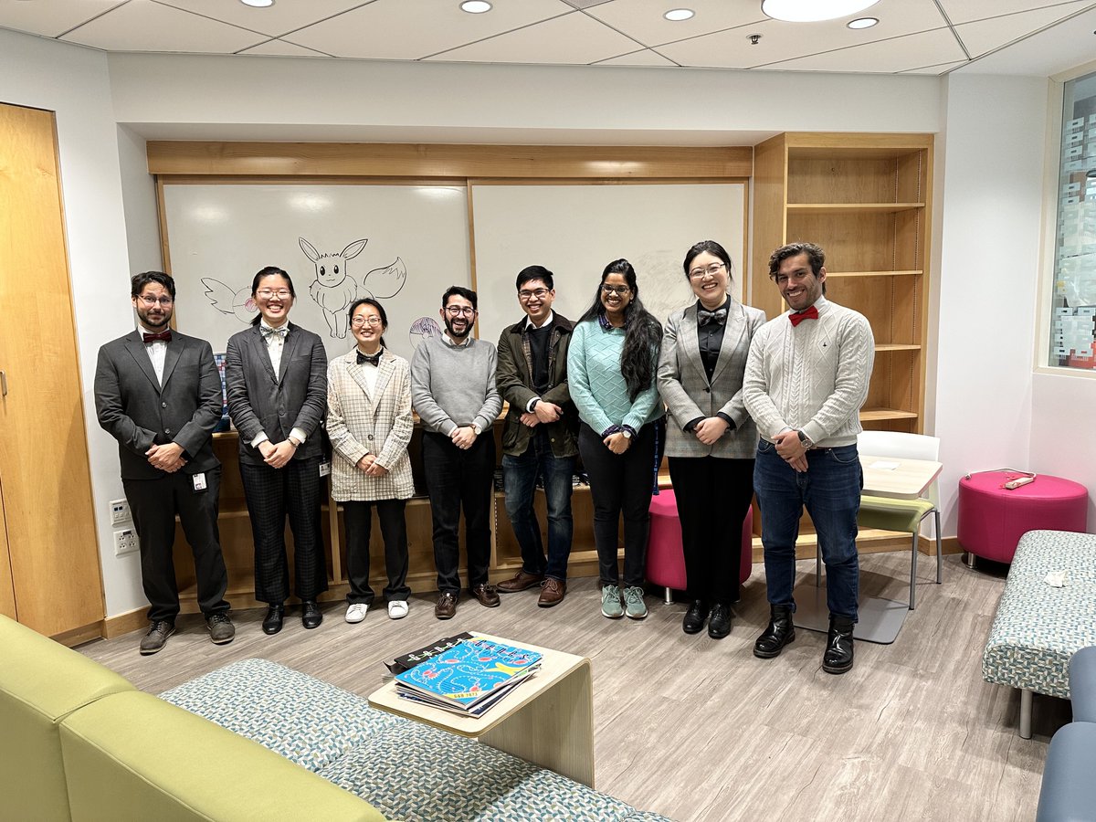 😅Walked into the lab kitchen to find out part of the lab "Halloween"ing as... 🧐⋈⋈