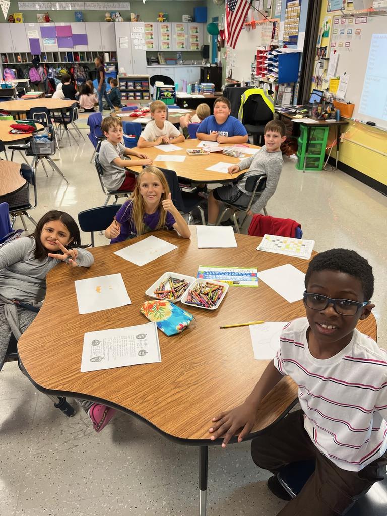 Room102and103's tweet photo. We had a great Harvest Party Friday! 
#cheetahpride
#cheetahstweet https://t.co/1VB1l5oPdw