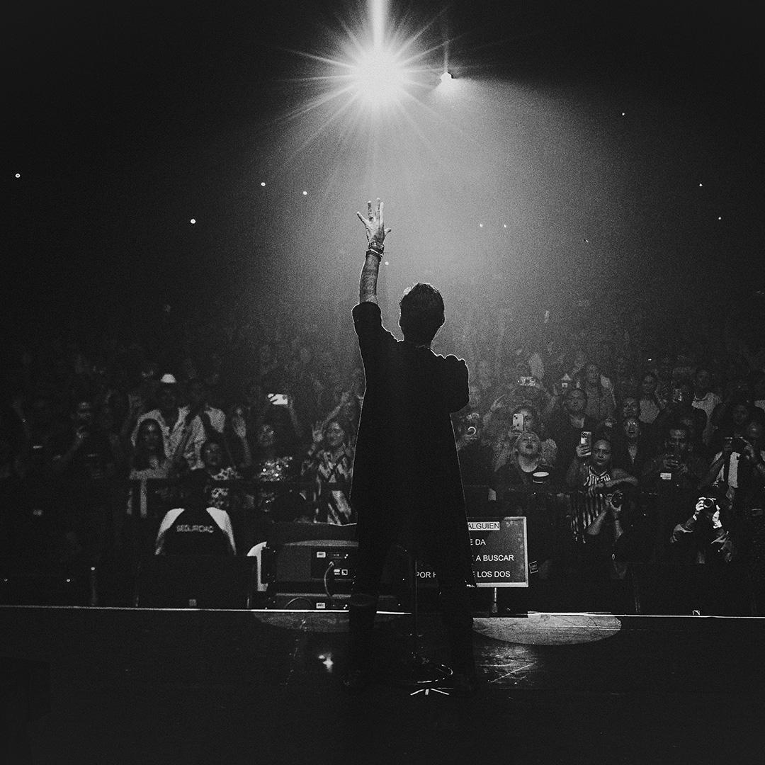 Marc Anthony tweet media