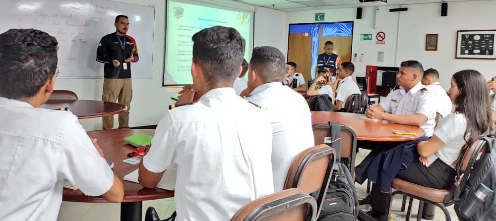 Instituto Nacional de Aeronáutica Civil tweet media