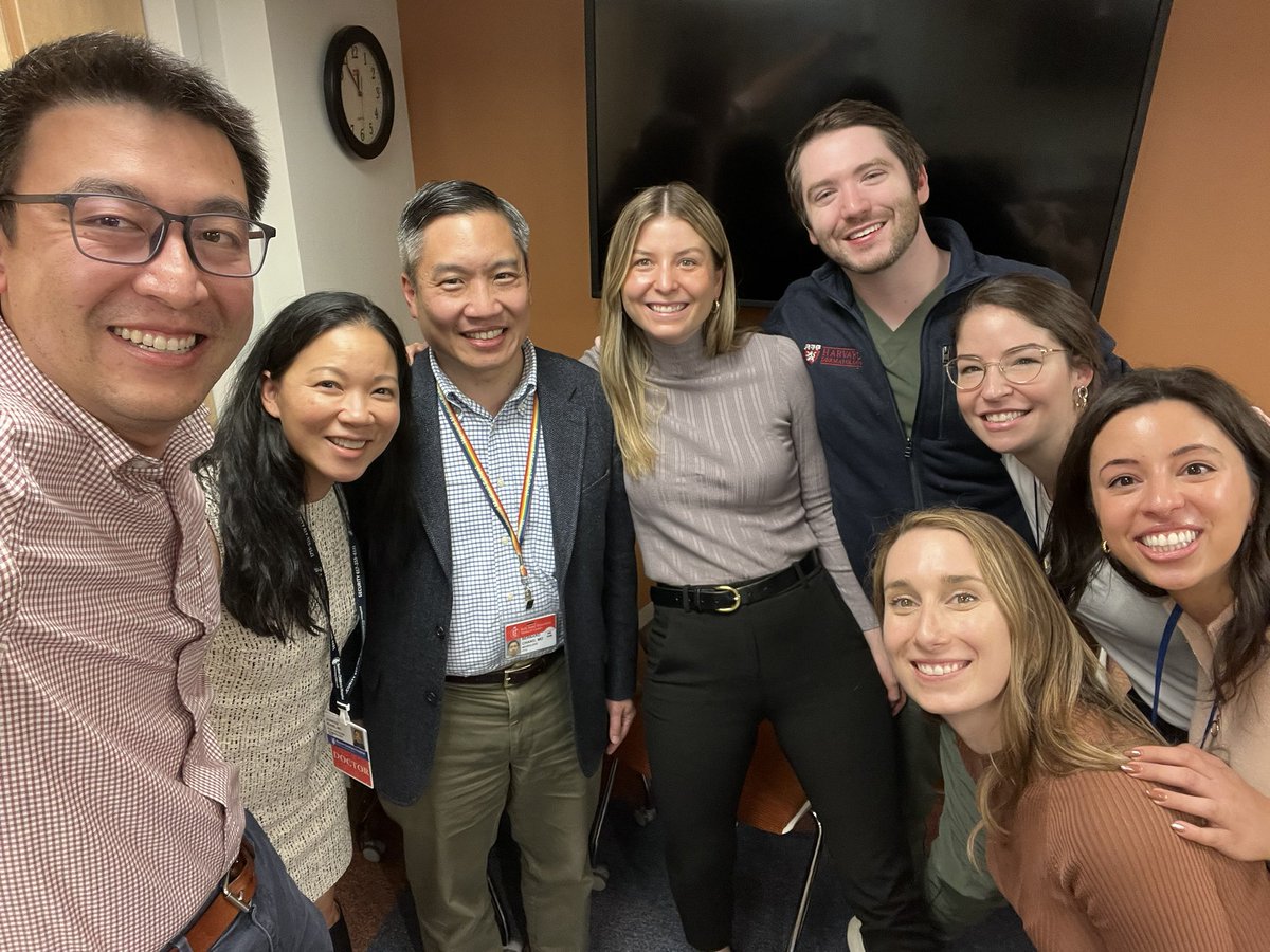 DrStevenTChen's tweet photo. We launched our new career development interest groups @HMSCombinedDerm today! I had the pleasure of co-leading our #MedEd group, and what a great time getting to chat with this amazing group of educators!

Thanks to Dr Bernard Chang, @harvardmed Dean of Education for joining us! https://t.co/pAWUNlTV8x