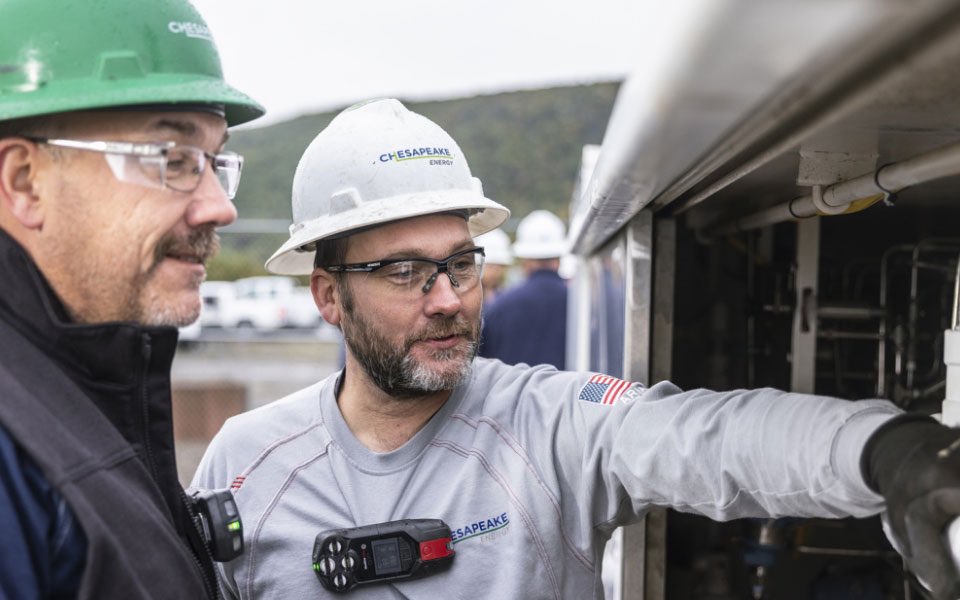 SergioChapa's tweet photo. US shale gas driller Chesapeake Energy and Swiss trading firm Vitol have signed a heads of agreement for 1 mtpa of LNG with a target start date in 2028
 
Details at https://t.co/hSsqdDDTZH
 
#LNG #ONGT #NatGas #Shale #OOTT #Houston https://t.co/XNyctHJ012