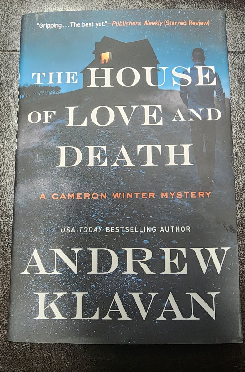 FlynnAlexanderr's tweet photo. Snowing here in West Michigan...  that means when my kids get tired of trick-or-treating it's going to be warm apple cider &amp; some @andrewklavan / Cameron Winter time....

Have a fun Hallowee, and it's STILL #aGreatDaytoRead https://t.co/45qg6H2N6x