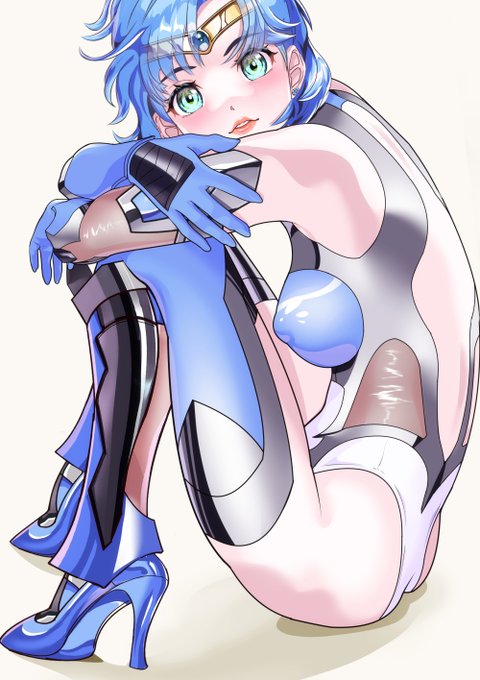 おはようございます❤(#^.^#)
今日、何食べよっかなぁ～ッ❤
#セーラーマーキュリー 
#ぴっちりスーツ 