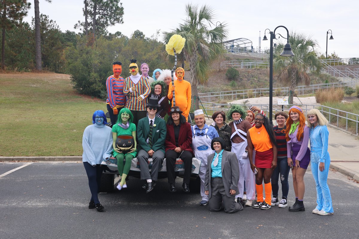 PacerAthletics's tweet photo. Check out a few pictures from Trunk or Treat! 

https://t.co/5GKETy9Es9 #PacerNation https://t.co/v80Pg2Chxj