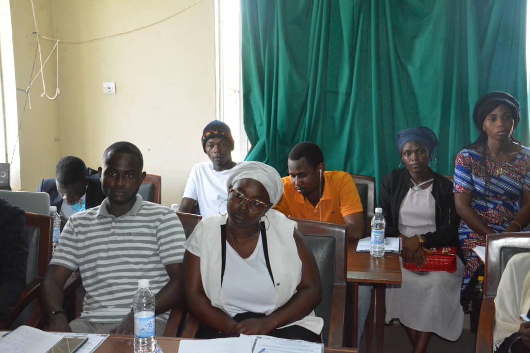 LudovicKamdem's tweet photo. Plusieurs jeunes filles de Garoua, Maroua et Ngaoundere assistent à la conférence sur la l'EMI

#Ngaoundere
#WeThinkDigital
#DigitalSansHaine
#SMEI08
🇨🇲 🇨🇩 🇹🇩 🇧🇫 🇲🇱 🇳🇪

@BloggersCM 
@blogueurstd 
@BlogueursBF 
@abcaniger 
@habariRDC https://t.co/04lXuDLIwM