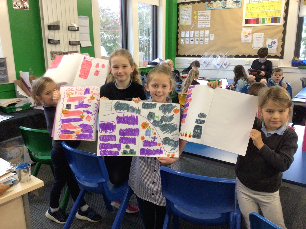 PrimaryNewlands's tweet photo. We used 'Ghost Words' to practice our spelling words.
Loose Parts Play was based on partner work and role play. P2/3/4/5 have been using playdough to learn about Fractions. https://t.co/3dq61pAYnE