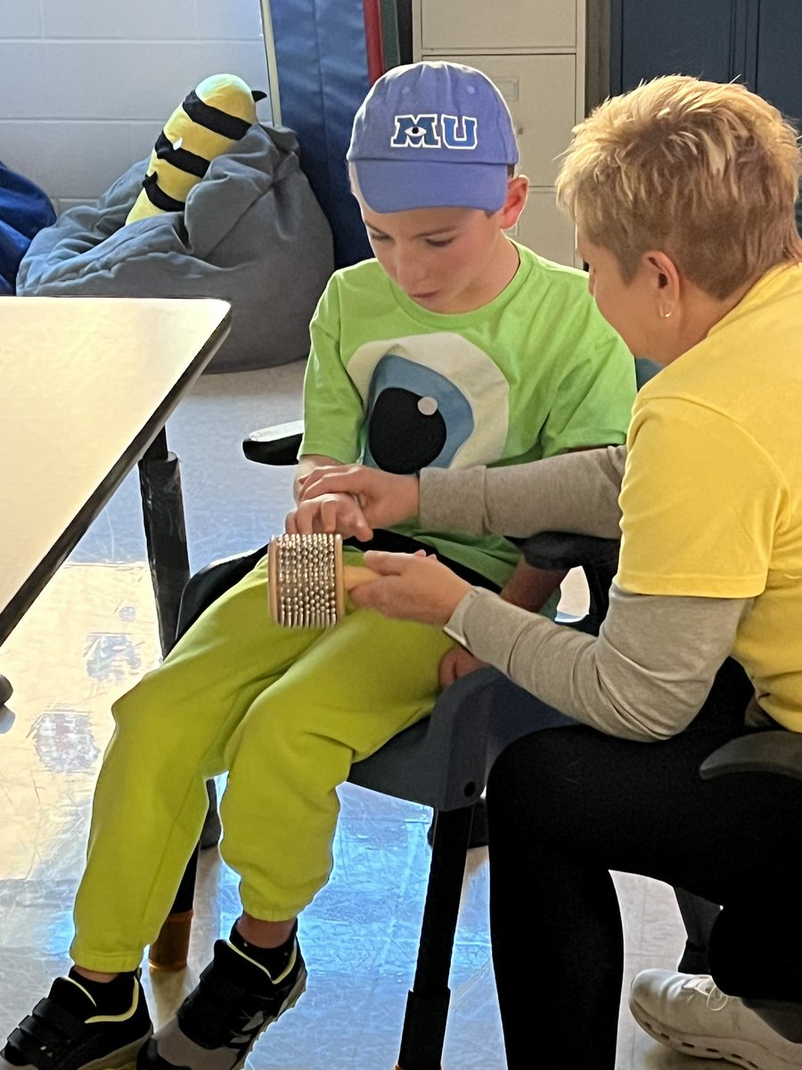 KateBrosch's tweet photo. Thanks to @MSFabovebeyond for supporting music therapy at Mason Intermediate! @principalmesser https://t.co/BMyMtILeFC