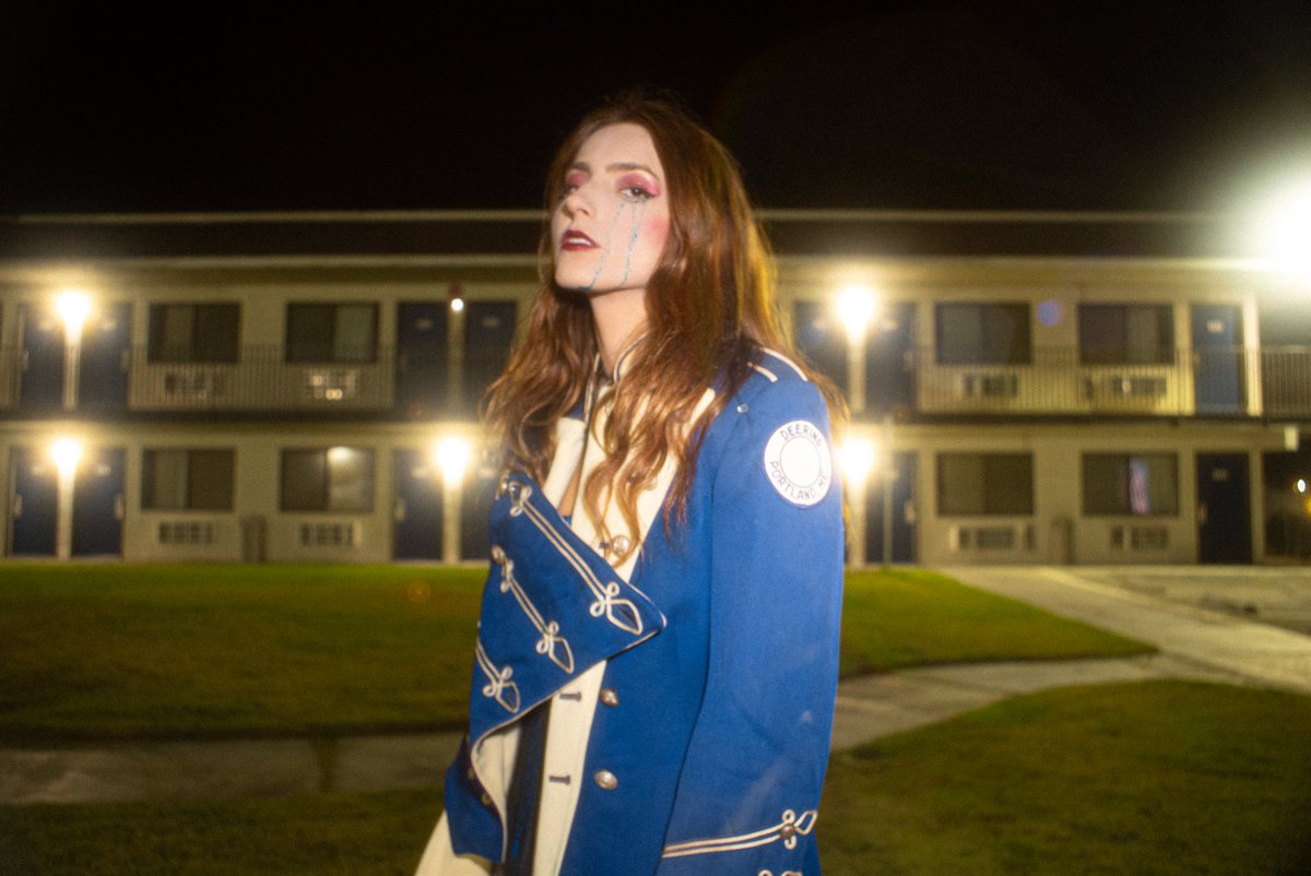 💙 𝔠𝔞𝔫𝔠𝔢𝔯 out now on all streaming platforms 💙
pic by patrick liam hartley