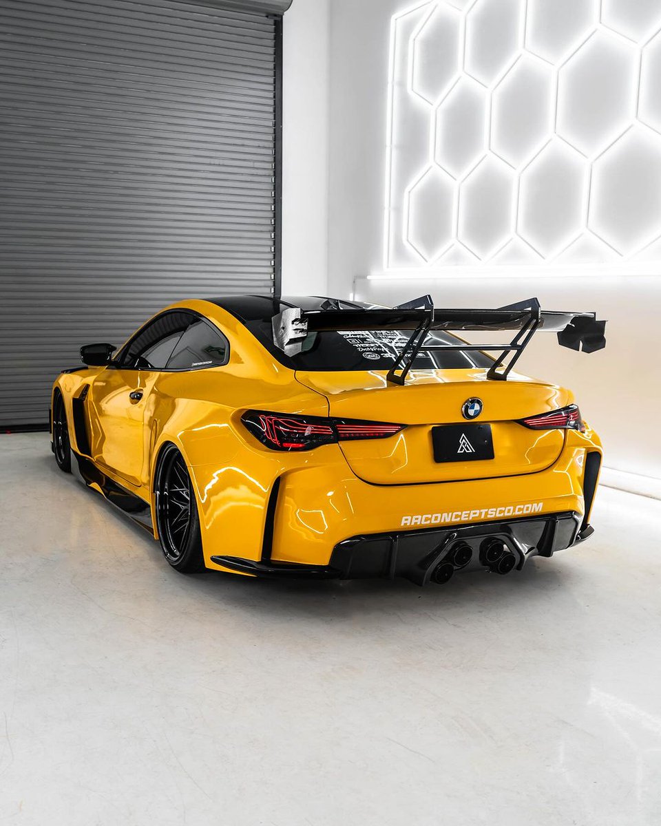 WorldWideCarsTM's tweet photo. Widebody BMW M4 ✨️ https://t.co/3EaY1ofXdH