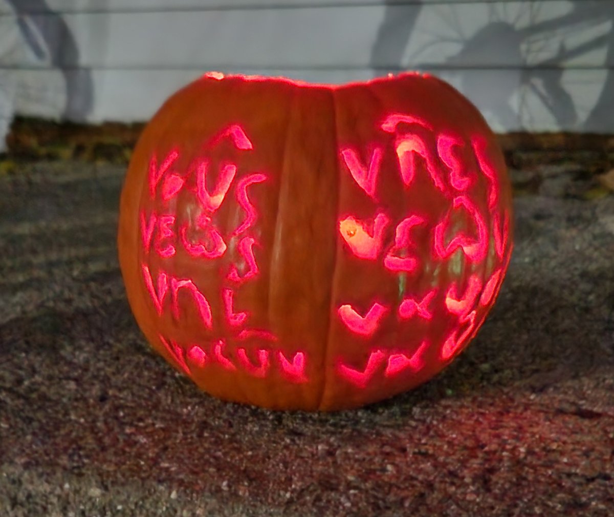 Hannah, a Ph.D. candidate, did an amazing carving of the Declension of “Naus” -- because nothing is scarier than the irregular declension of ναῦς!