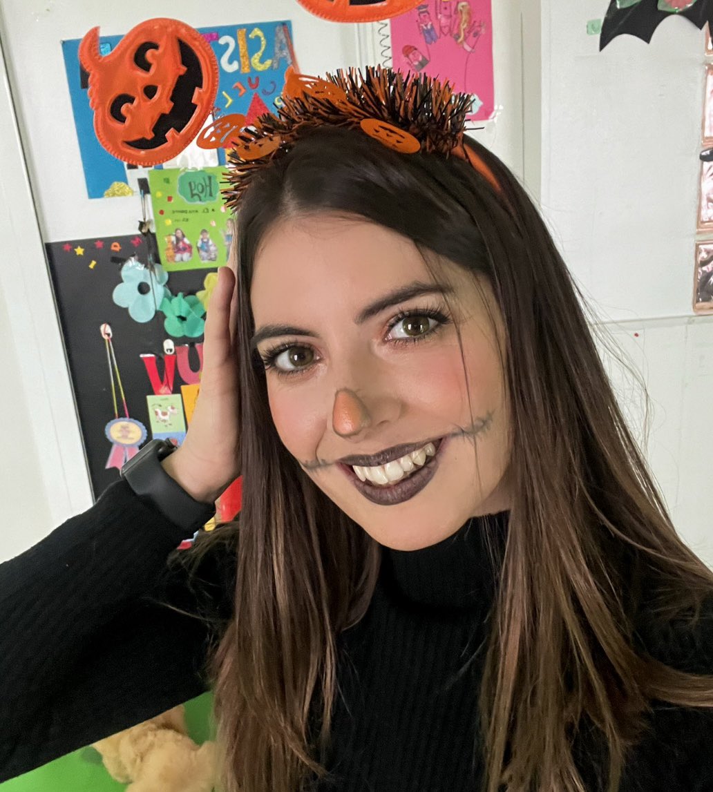 Tu teacher de confianza! 🎃🎃